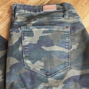 Judy Blue camo skinny jeans